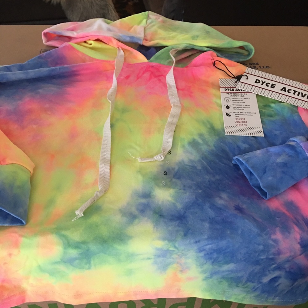 Tye dye hoody size small